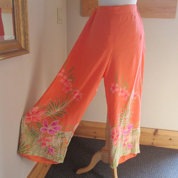 Beach and Summer Stylin' with Eileen Fisher and Tori Richards 14/L - Picture 11 of 13